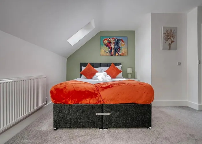 Luxurious Birmingham Home Private Parking Wifi - Near To Nec And Qeh