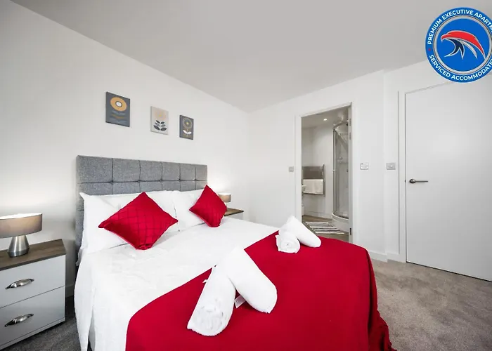 The Rozvi Empire Luxury Apartments For Long Stays - Business,Relocations & Families, Free Parking, Free Wifi
