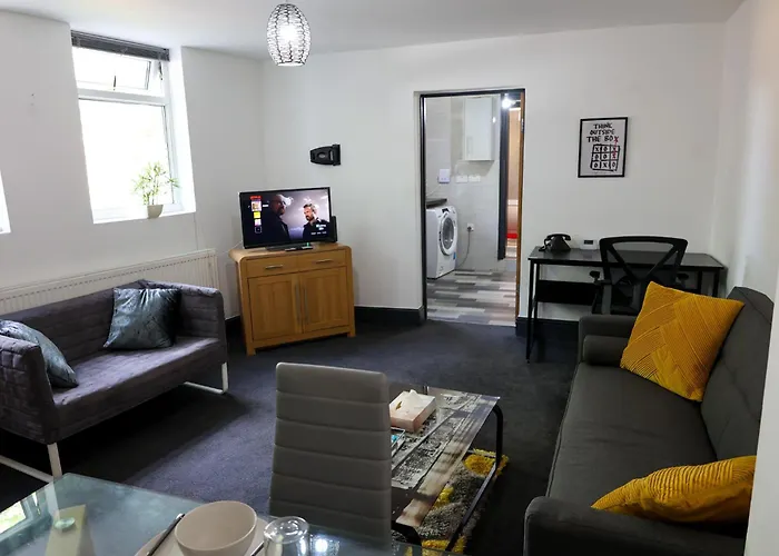 Moseley Apartment Sleeps 4 Jrz