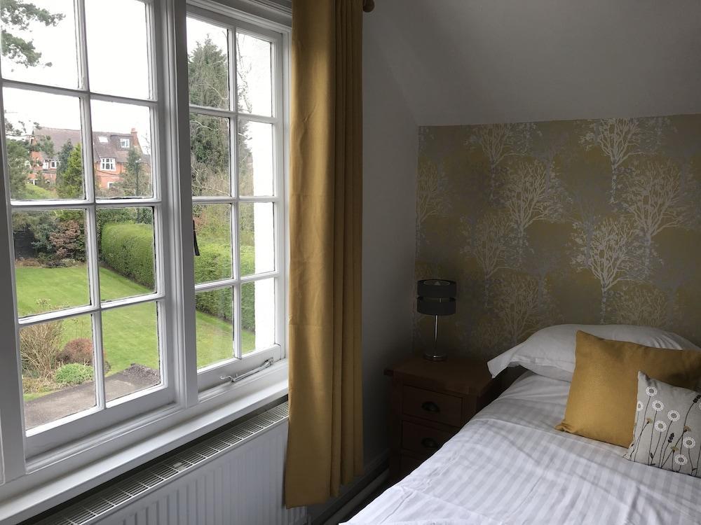 Old Farm 3* Birmingham