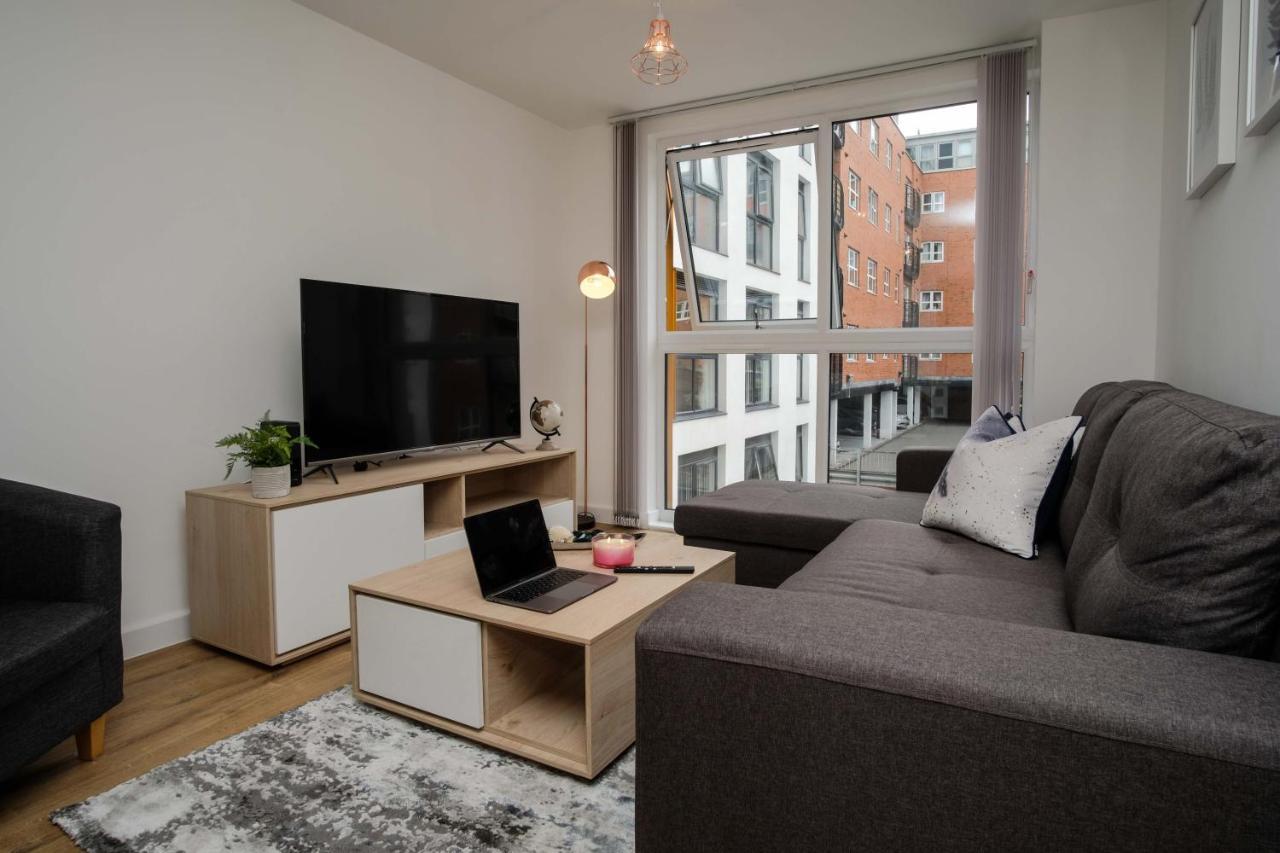 Onyx O2 Arena Brindley Place Broad Street Large Spacious 2* Birmingham