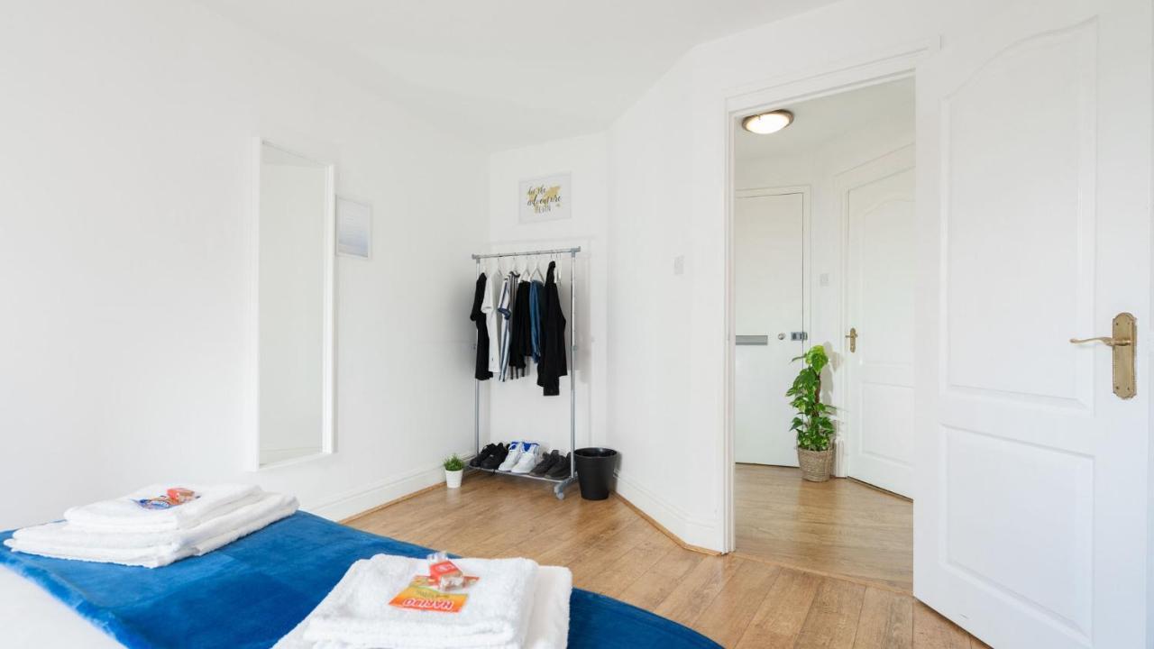 Contemporary 1-bed City-centre With Private Parking Birmingham