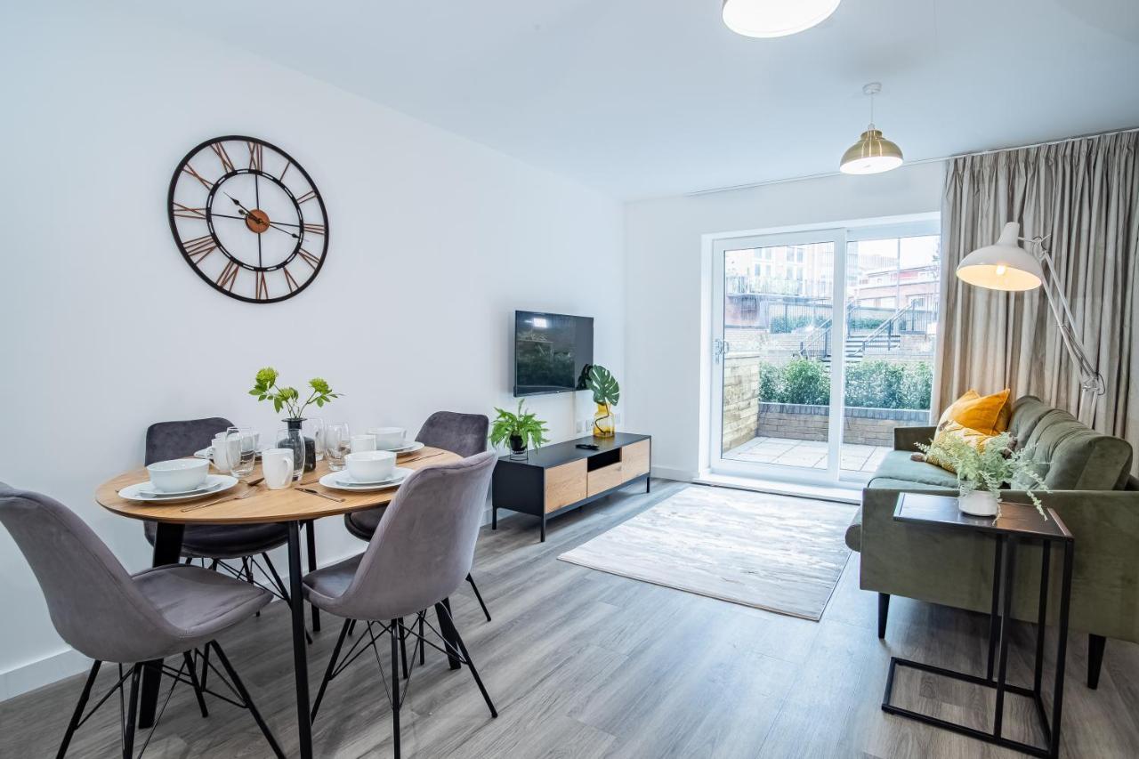 Apartment Smith House 1&2 Bed Apts Near Brindley Place, Canals, Bhm Arena, Broad St, Free Parking By Opulent Birmingham