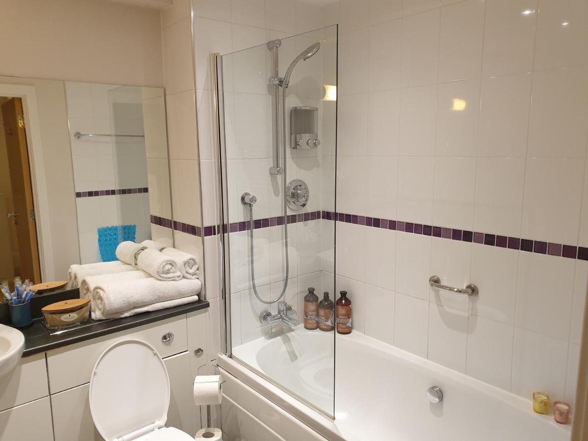 Apartment Garnet, 3 Bedroom Birmingham