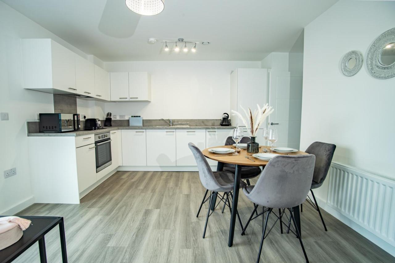 Apartment Smith House 1&2 Bed Apts Near Brindley Place, Canals, Bhm Arena, Broad St, Free Parking By Opulent