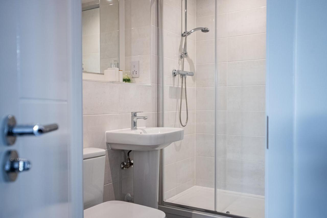 Smith House 1&2 Bed Apts Near Brindley Place, Canals, Bhm Arena, Broad St, Free Parking By Opulent *