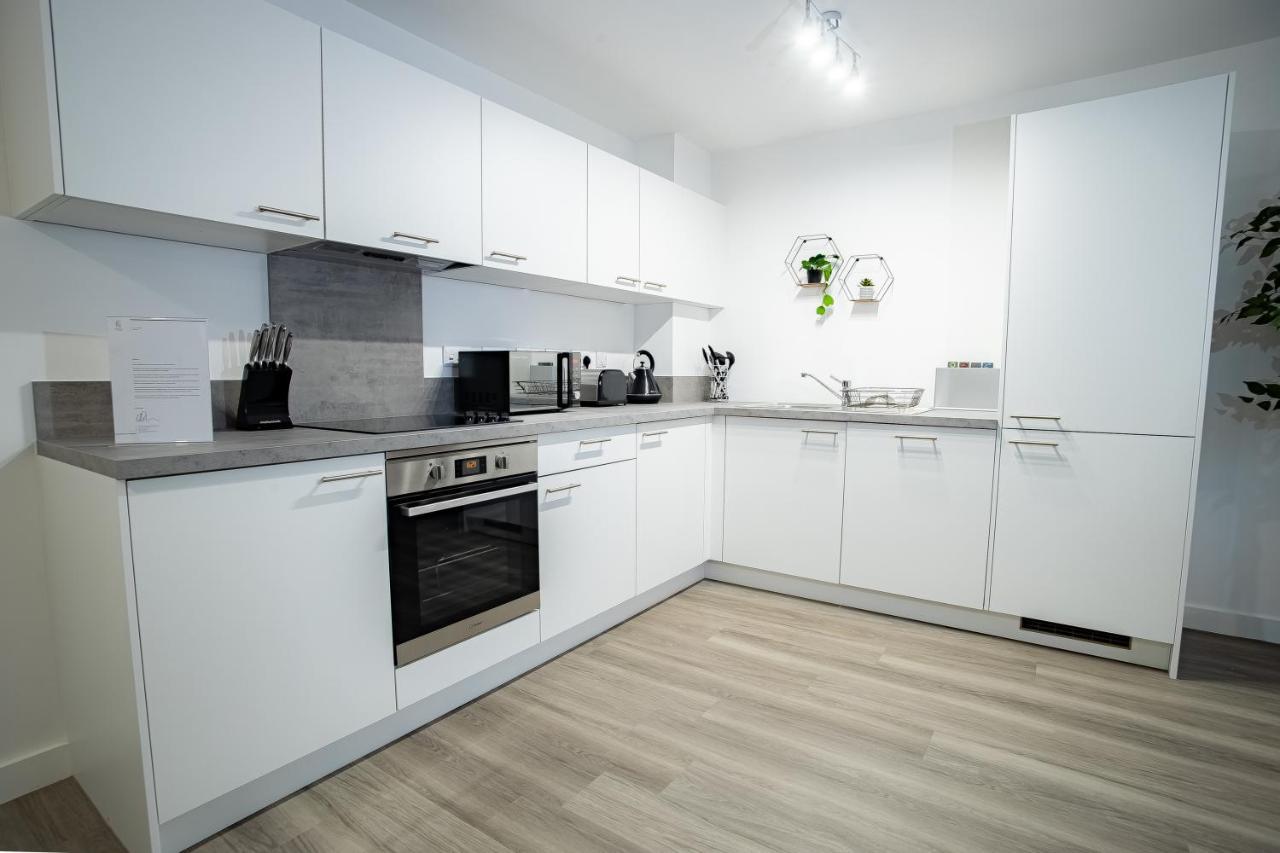 Apartment Smith House 1&2 Bed Apts Near Brindley Place, Canals, Bhm Arena, Broad St, Free Parking By Opulent Birmingham
