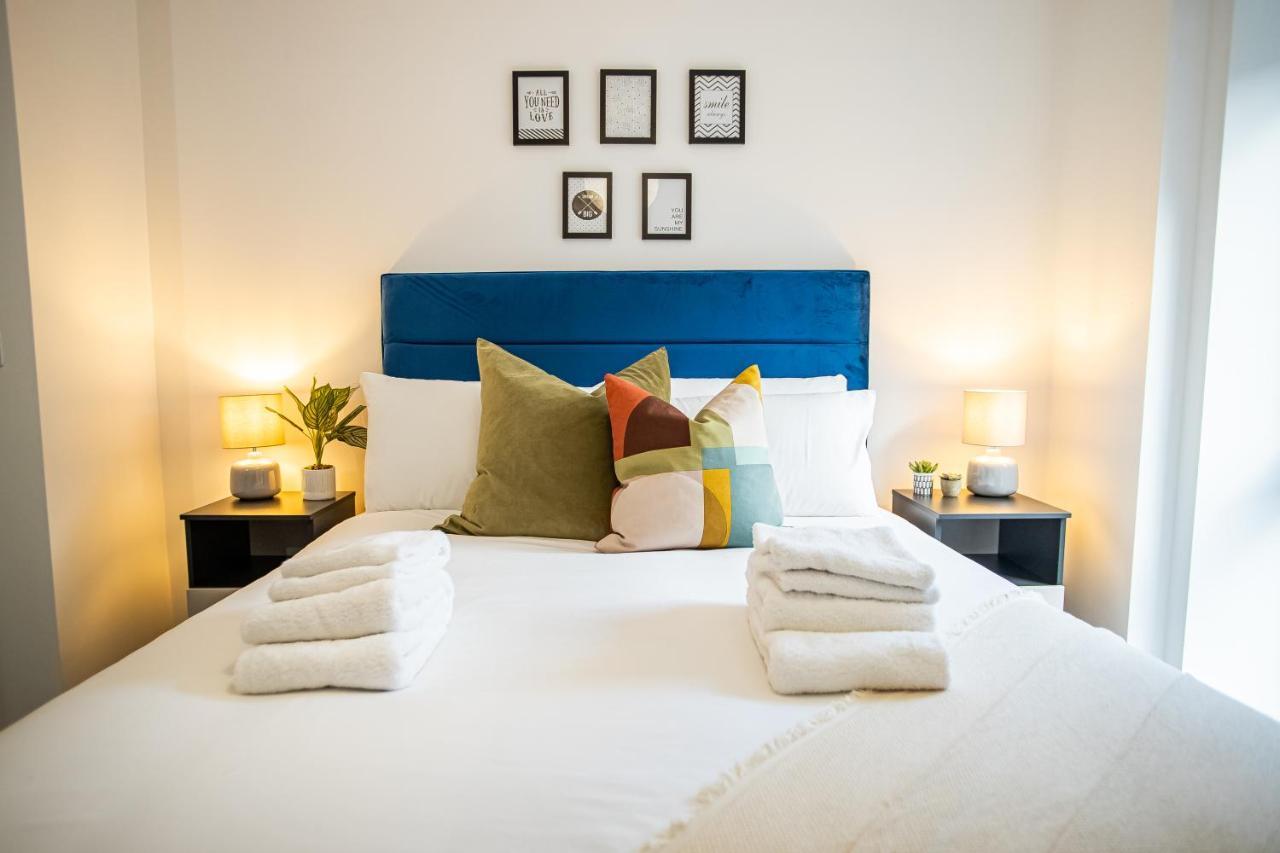 Smith House 1&2 Bed Apts Near Brindley Place, Canals, Bhm Arena, Broad St, Free Parking By Opulent