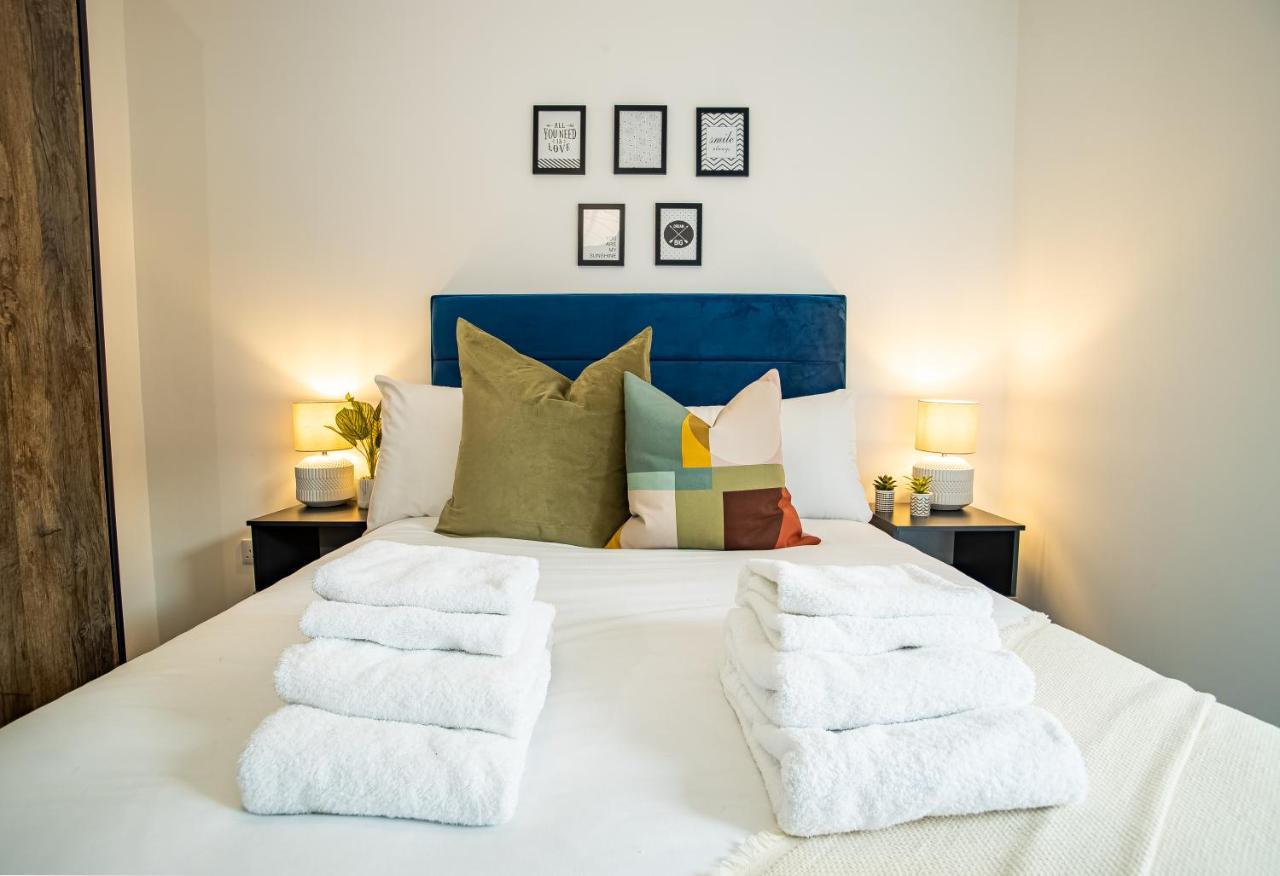 Smith House 1&2 Bed Apts Near Brindley Place, Canals, Bhm Arena, Broad St, Free Parking By Opulent * Birmingham