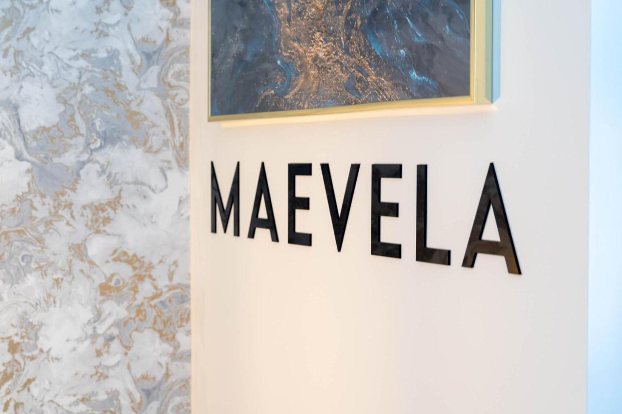 Maevela - Huge 7ft Emperor Luxury 2 Bed - With Parking - New Build - Centre, Digbeth - Rooftop Terrace - Ps4 & Smart Tv's Apartment