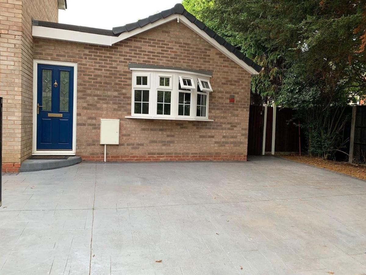 Apartment 1bed Bungalow In The Heart Of Moseley Birmingham