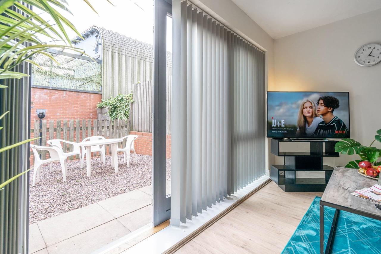 Centre Townhouse - 3 Bedrooms - Garage - Parking - Rated * Birmingham