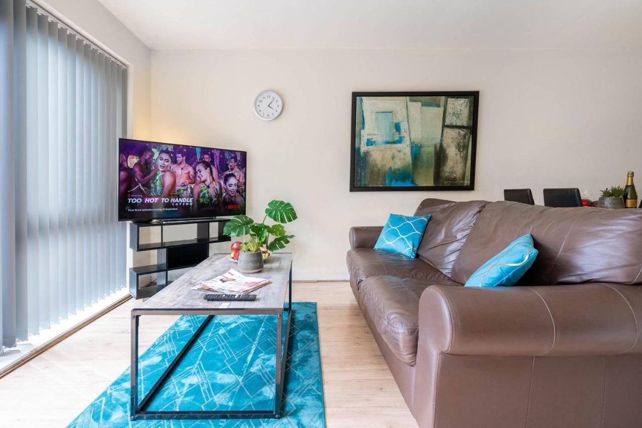 Centre Townhouse - 3 Bedrooms - Garage - Parking - Rated * Birmingham