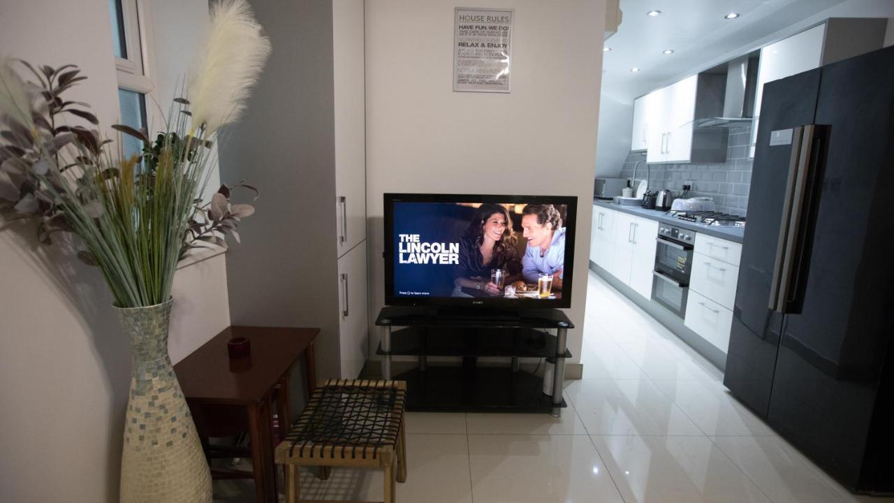 Comfortable In Shirley, Solihull - 4 *