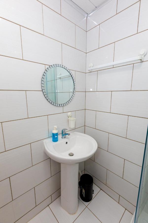 Comfortable In Shirley, Solihull - 4 Guest house Birmingham