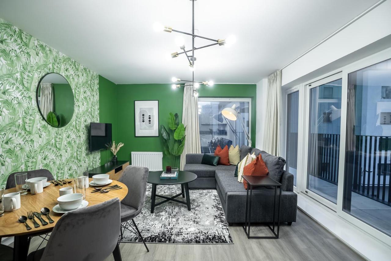 Smith House 1&2 Bed Apts Near Brindley Place, Canals, Bhm Arena, Broad St, Free Parking By Opulent Birmingham