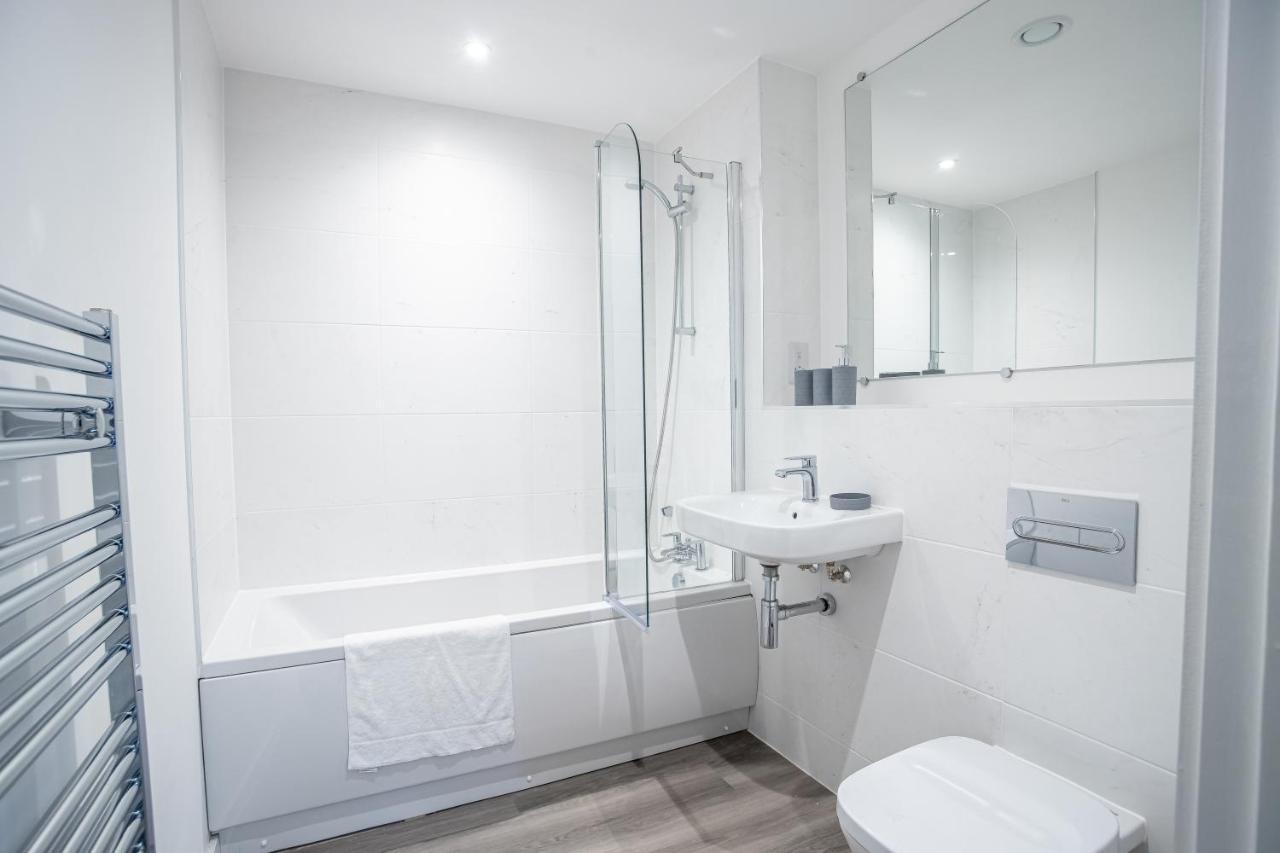 Apartment Smith House 1&2 Bed Apts Near Brindley Place, Canals, Bhm Arena, Broad St, Free Parking By Opulent Birmingham