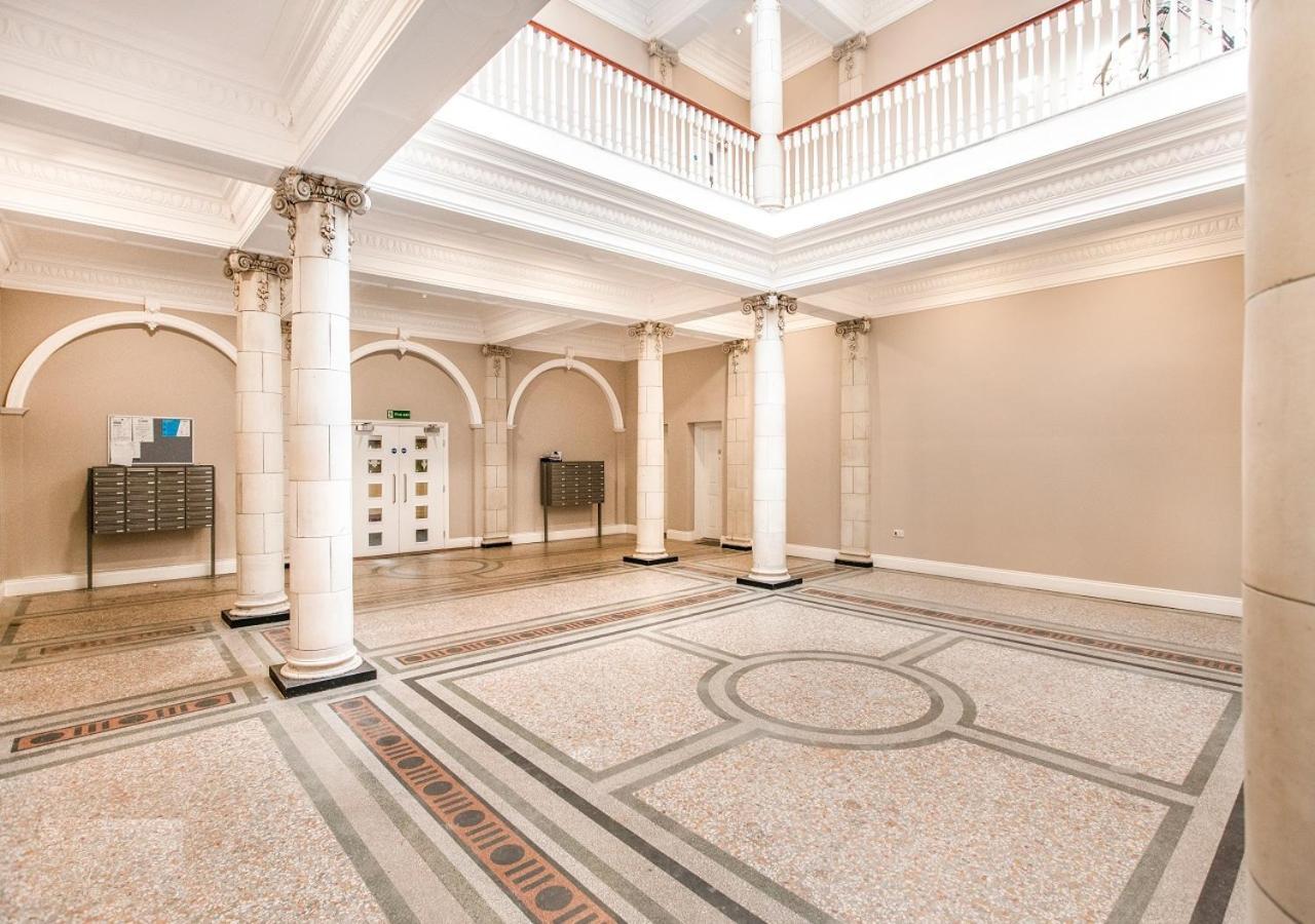 Grand 1 Bed W/ View & Parking By Opulent Apartment