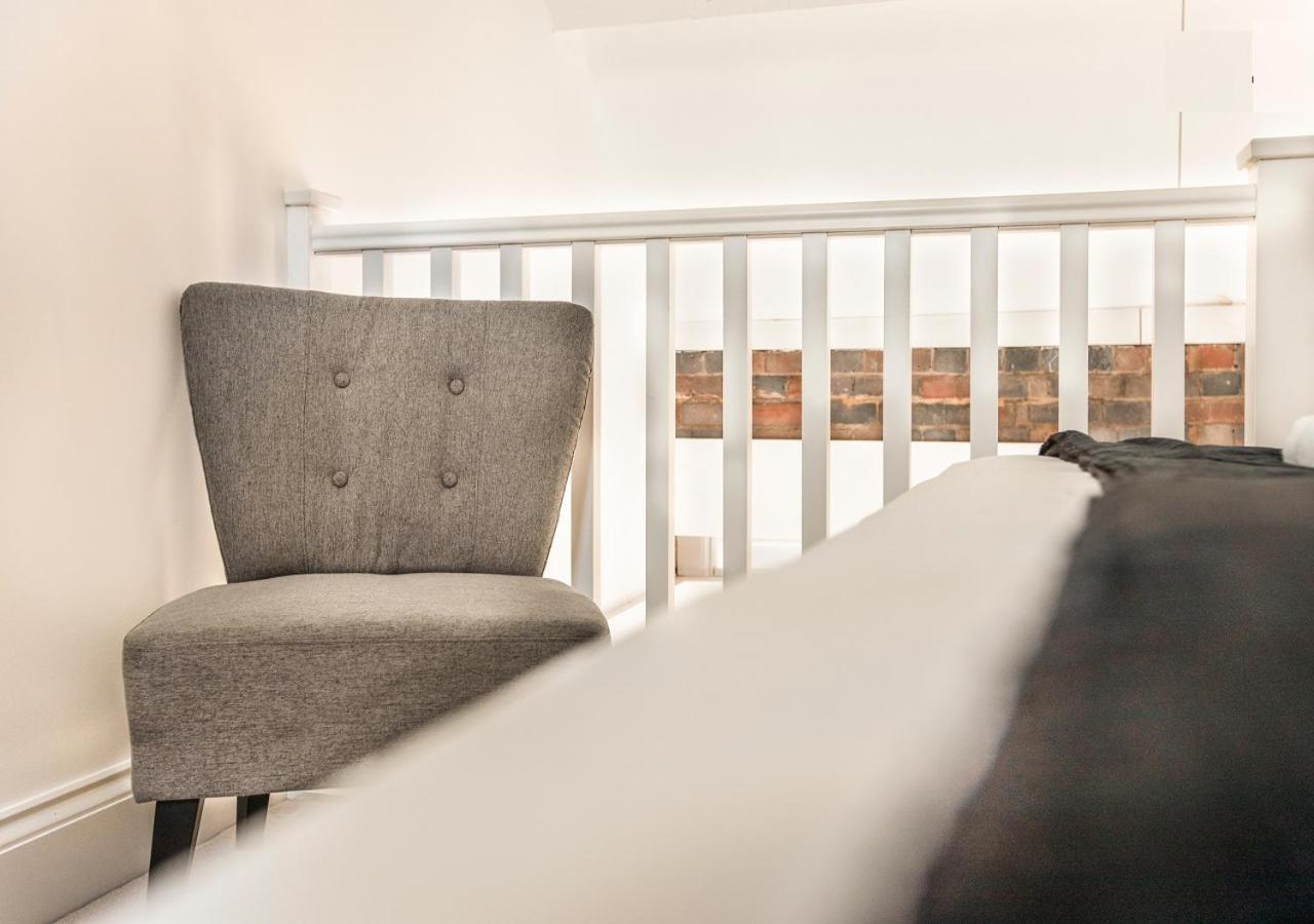 Apartment Grand 1 Bed W/ View & Parking By Opulent