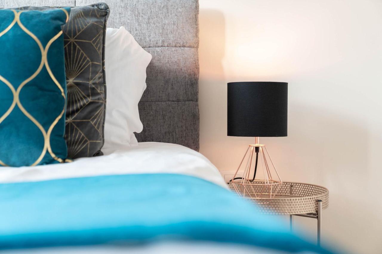 Centre - Parkside Terrace - King Size Bed - Parking - Rated Apartment Birmingham