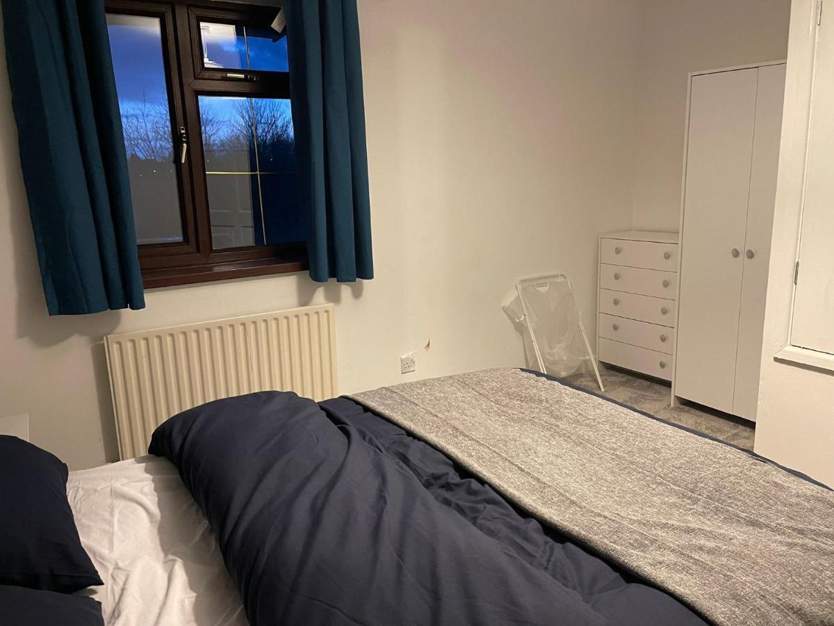 Lakeside View 2 Bedroom House *