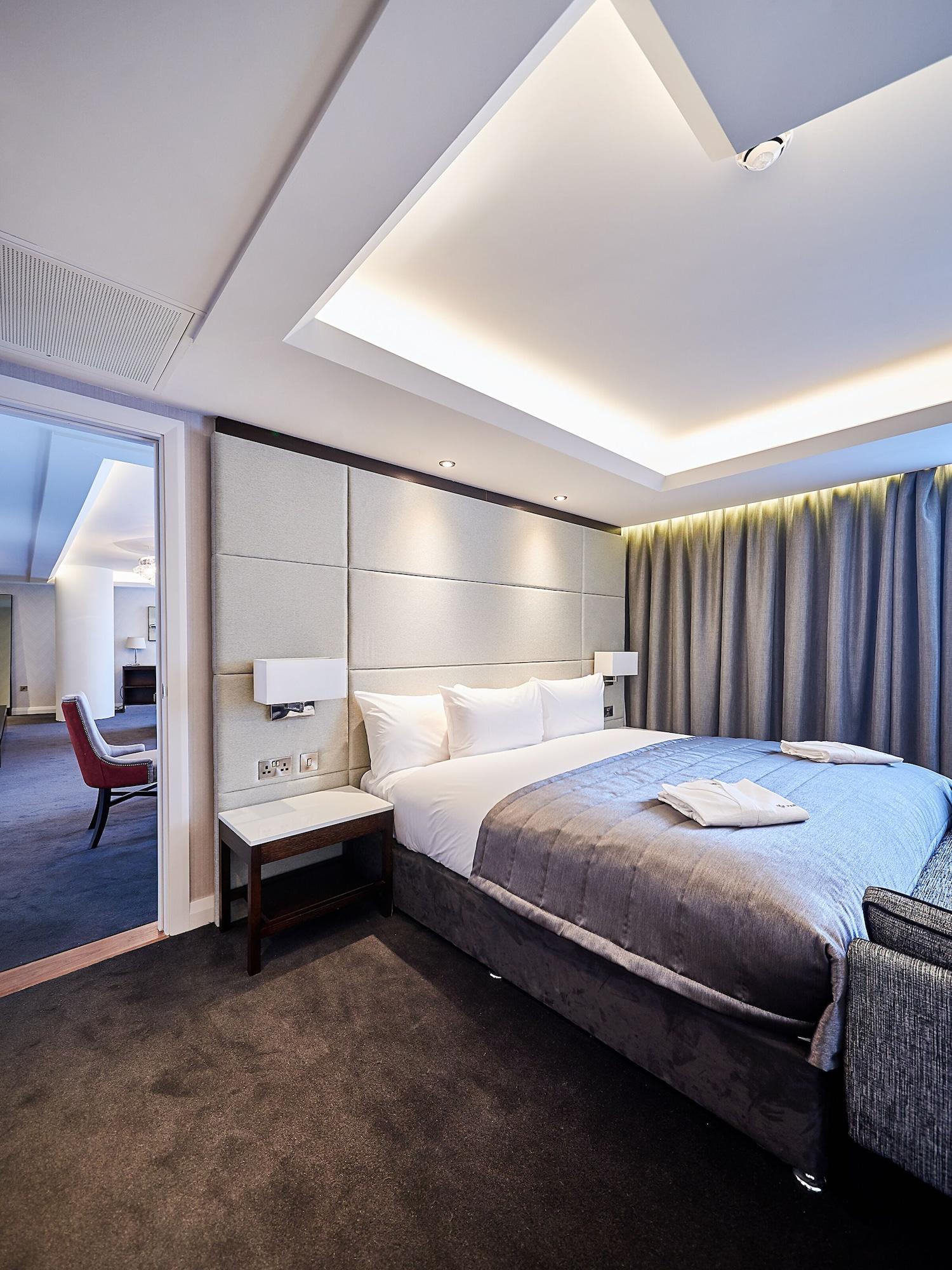 Hotel Park Regis