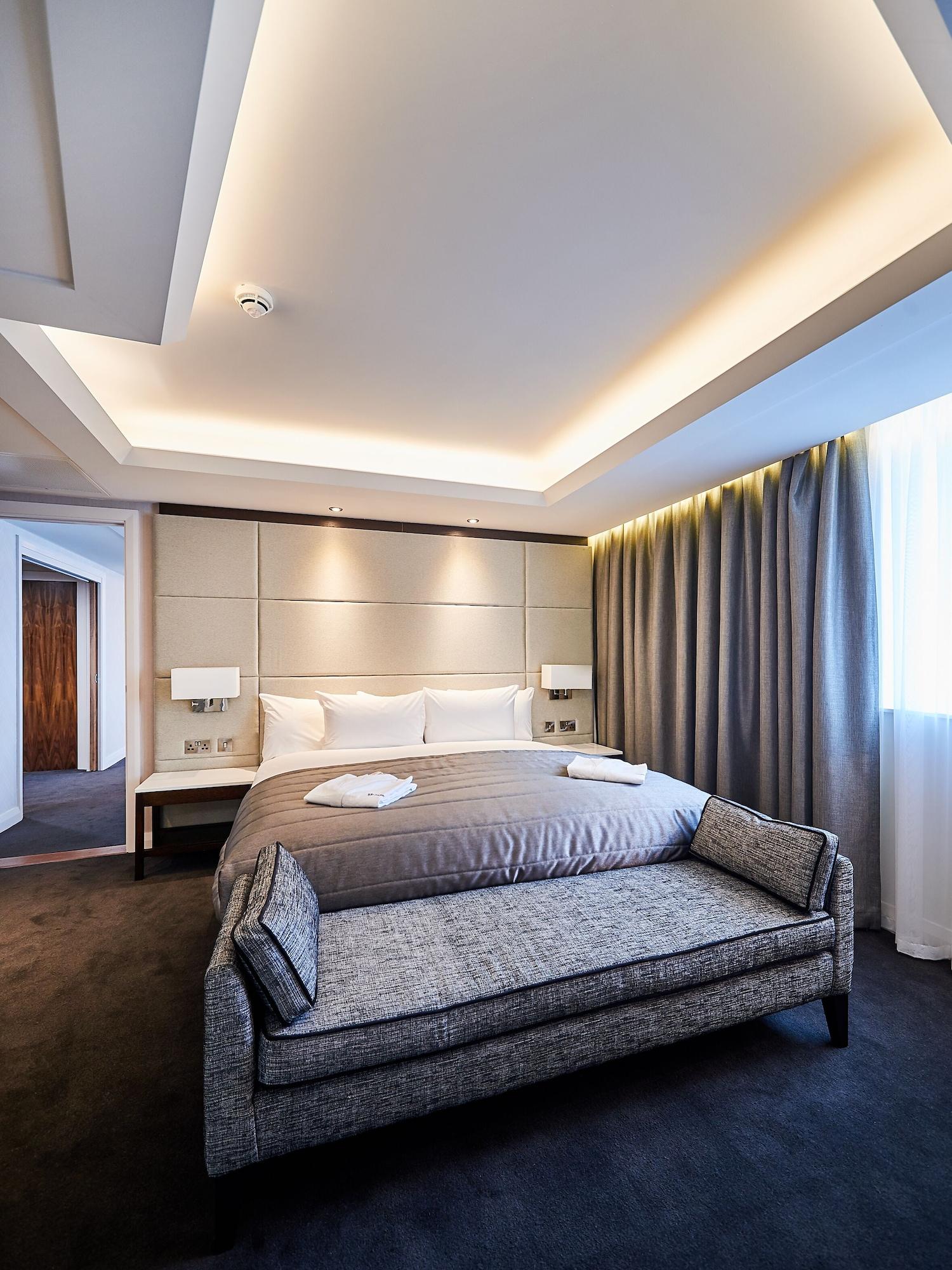 Hotel Park Regis 4*