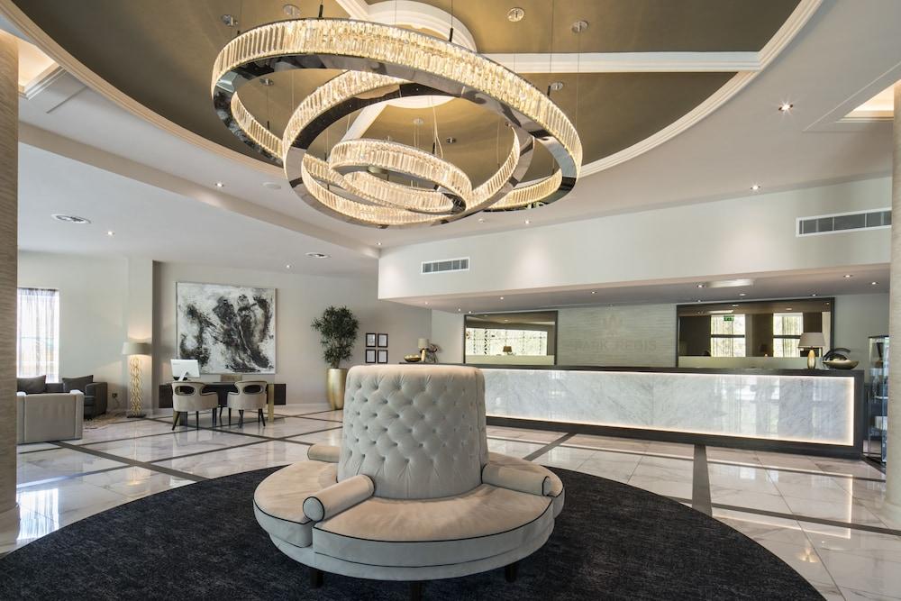 Hotel Park Regis