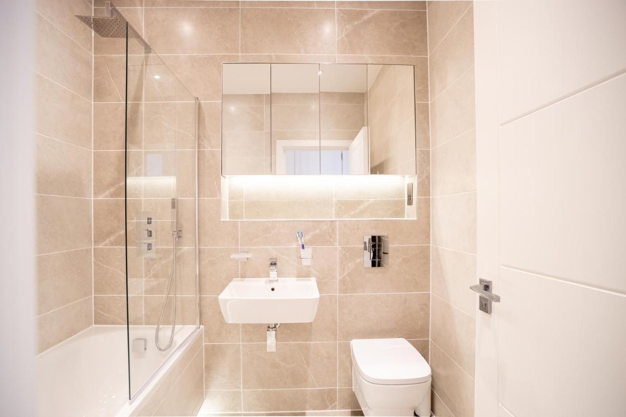 Smith House 1&2 Bed Apts Near Brindley Place, Canals, Bhm Arena, Broad St, Free Parking By Opulent Apartment *