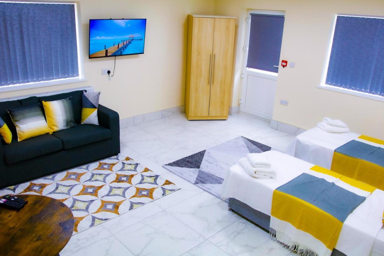 Apartment Road From 360midlands, En-suite *