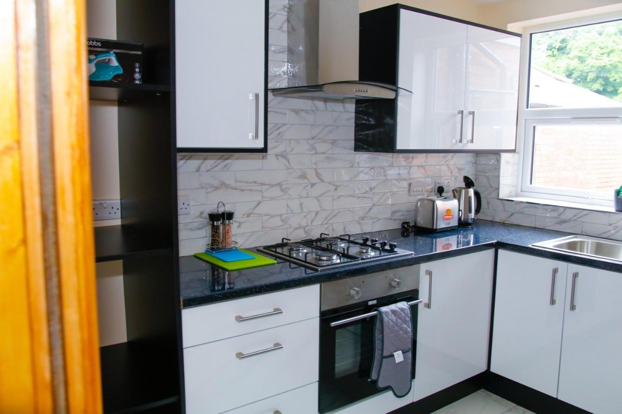 Apartment Road From 360midlands, En-suite *