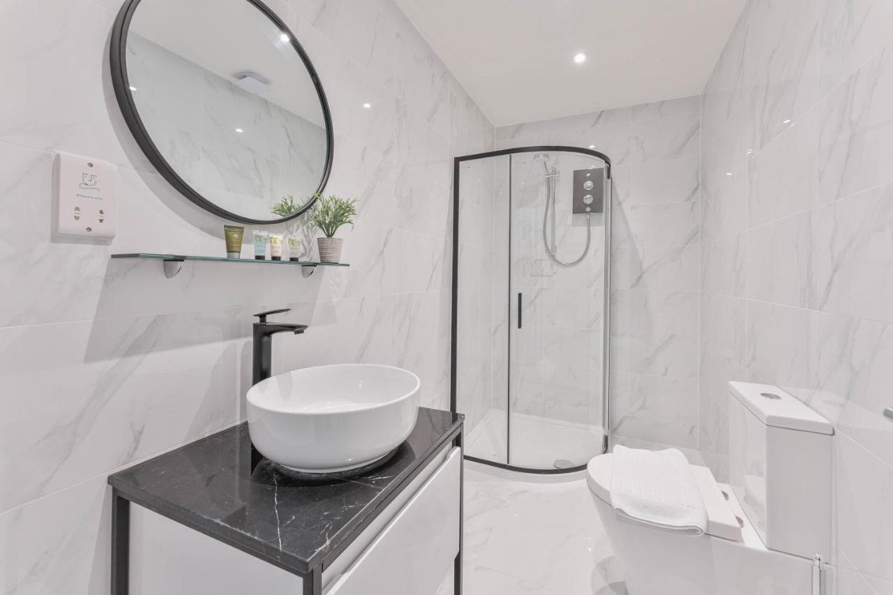 Stunning 1 Bedroom