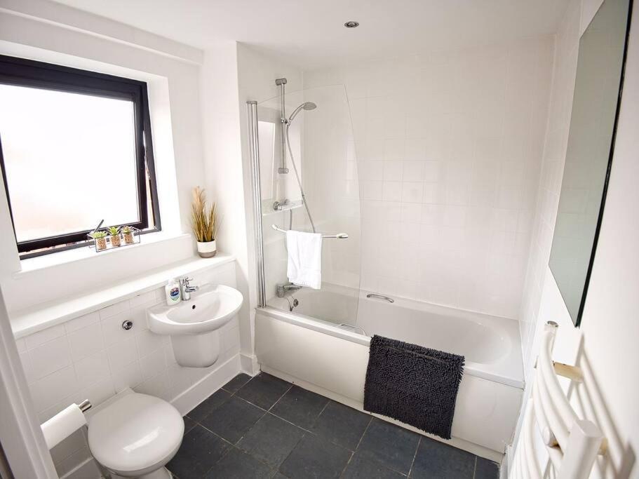 Lovely 1 Bedroom - Bham City Centre * Birmingham