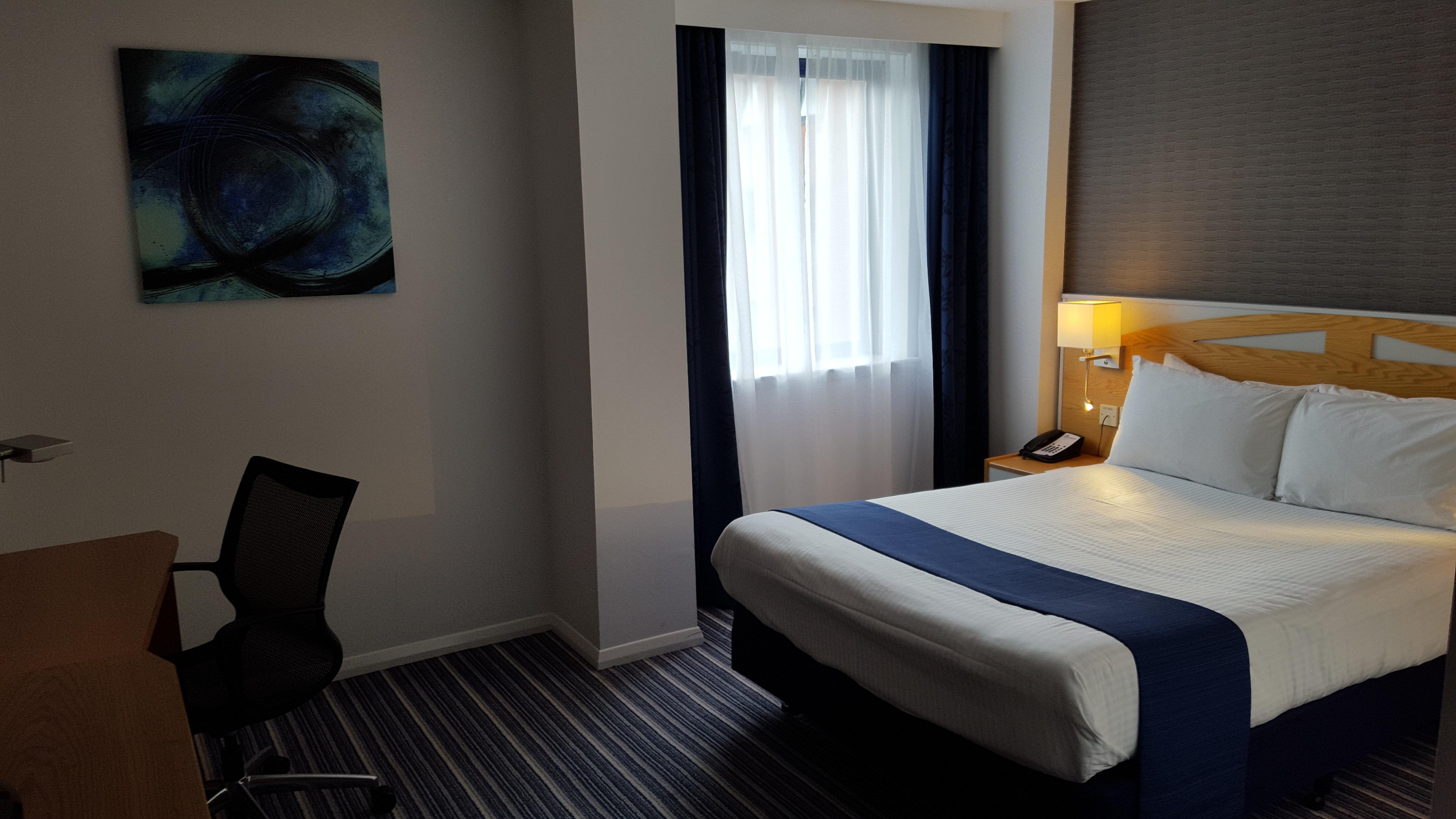 Express - Castle Bromwich, An Ihg 3*
