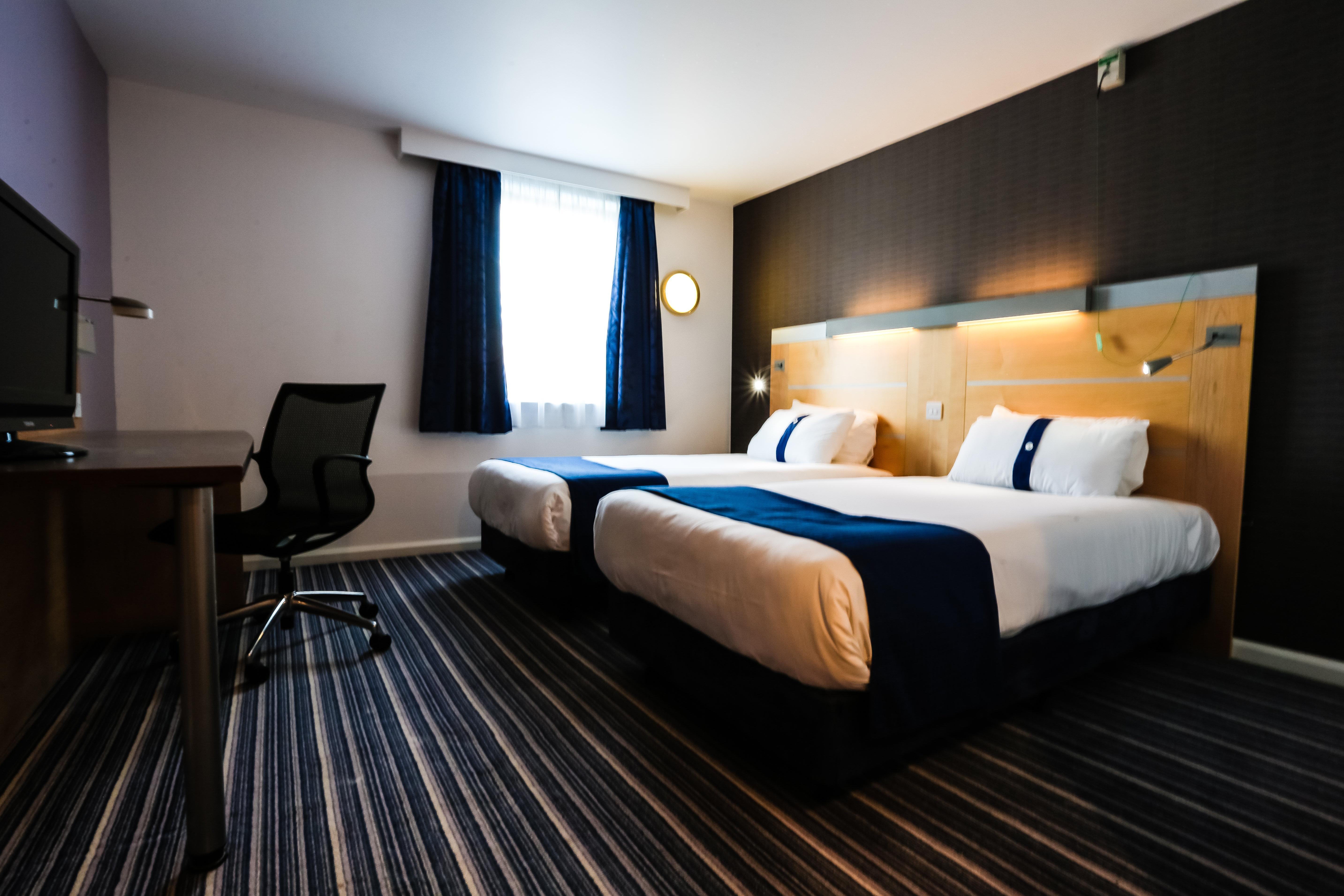 Express - Castle Bromwich, An Ihg 3*