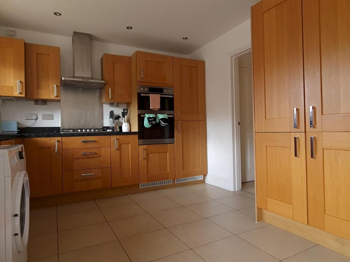 Holiday home Pass The Keys Well Located Modern 5 Bedroom House *