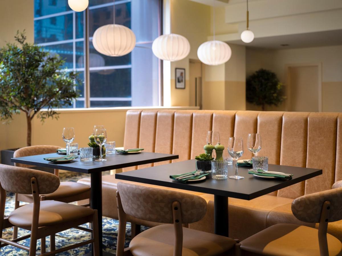 Hotel Leonardo Royal 4*
