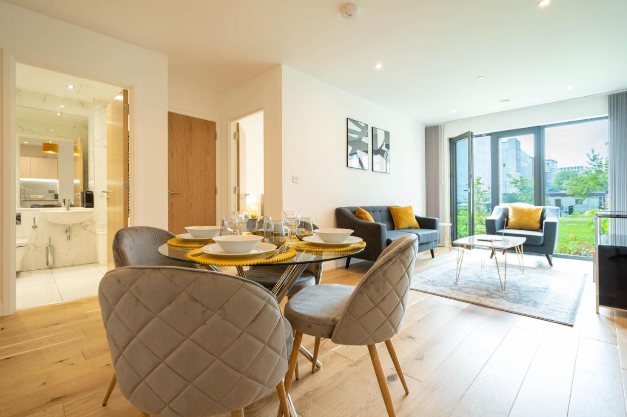Cube/mailbox/luxury New Build- 2 Bed Apartment