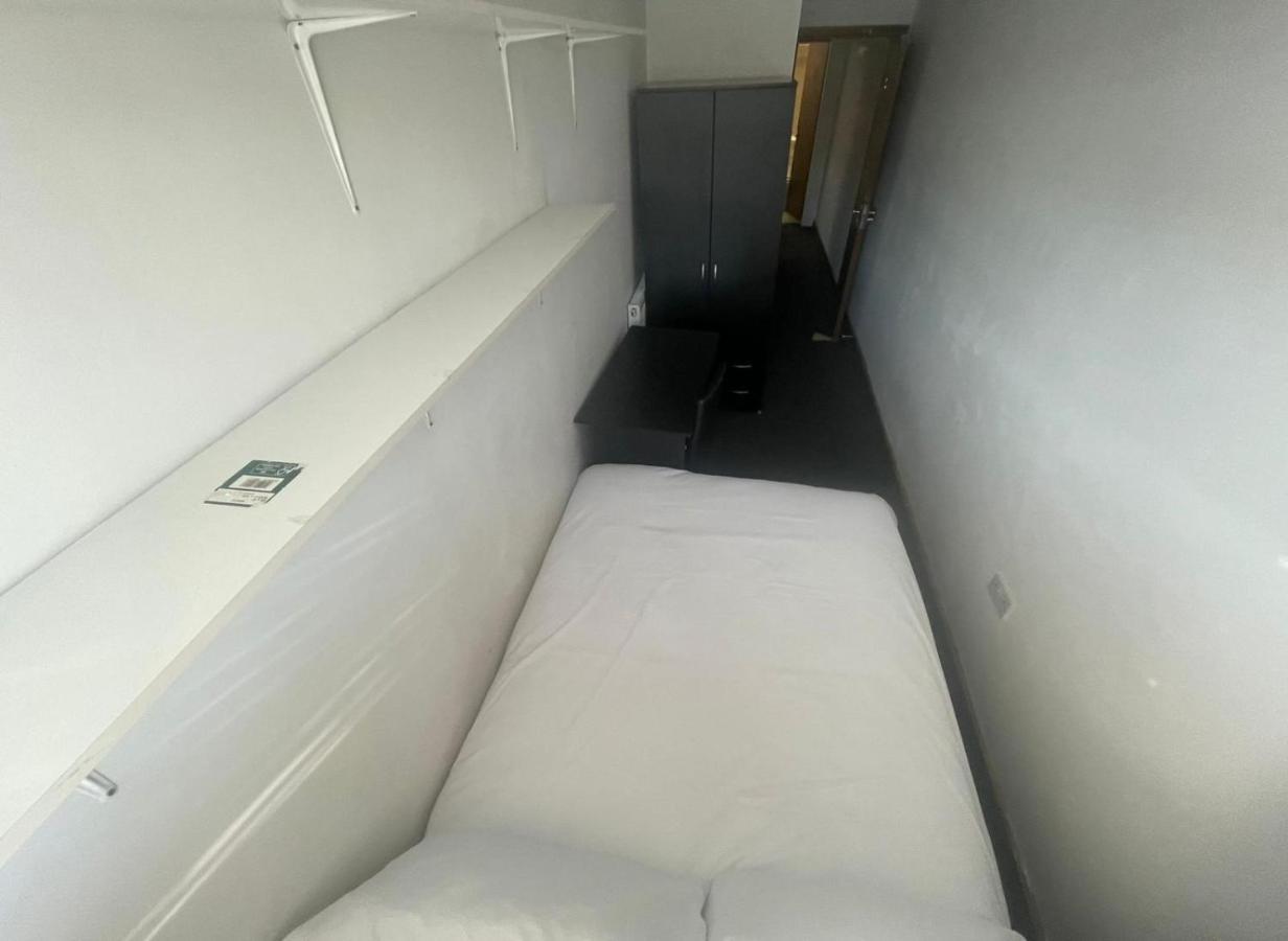 360 - Dale Rd Guest house *