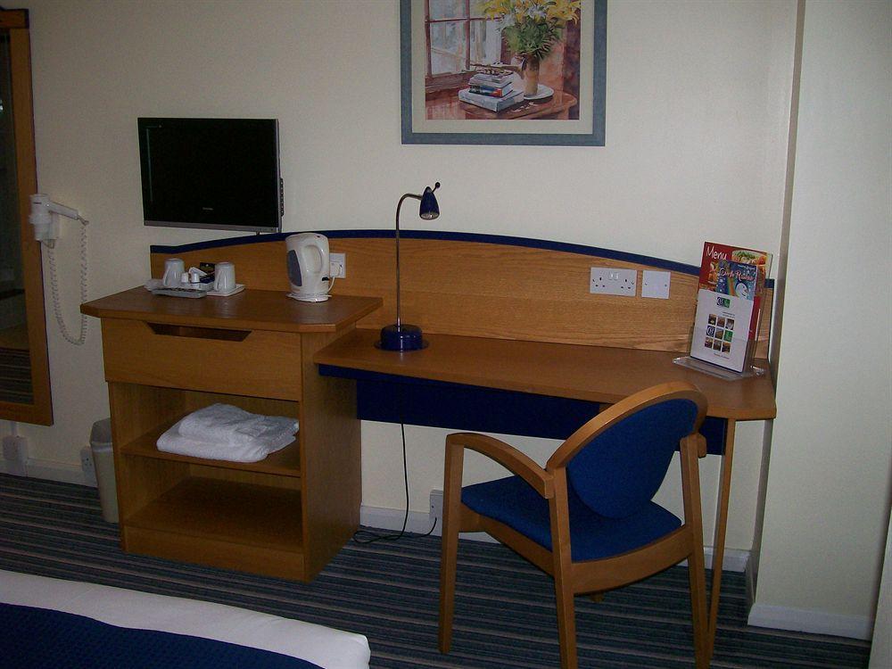 Express - Castle Bromwich, An Ihg 3* Birmingham