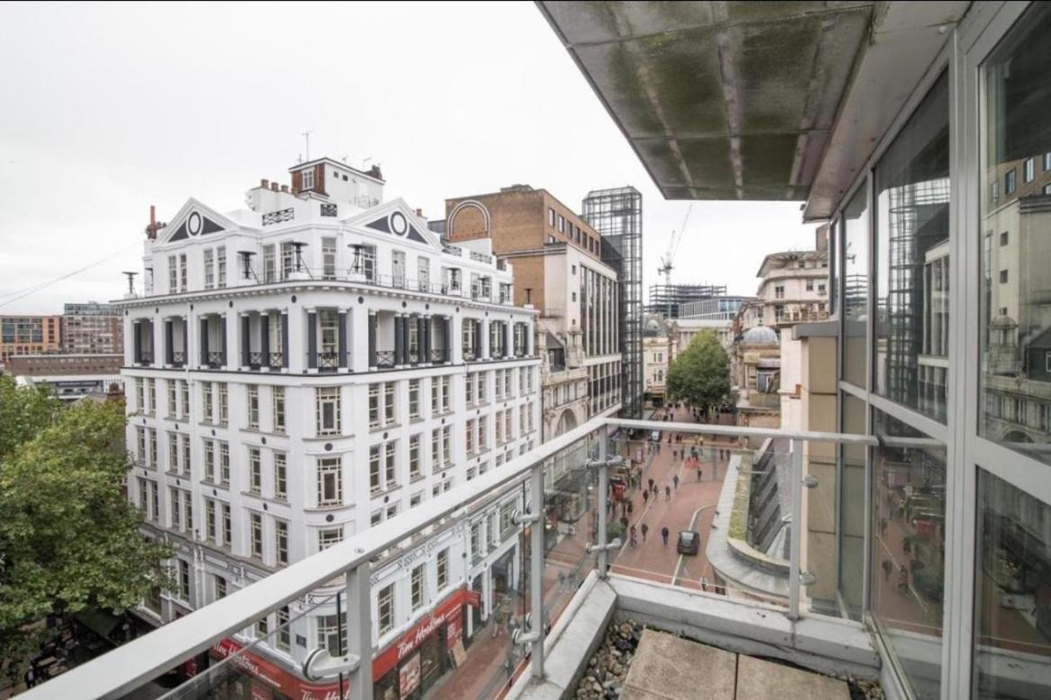 Apartment Stylish Two Bed In The Heart Of The Birmingham
