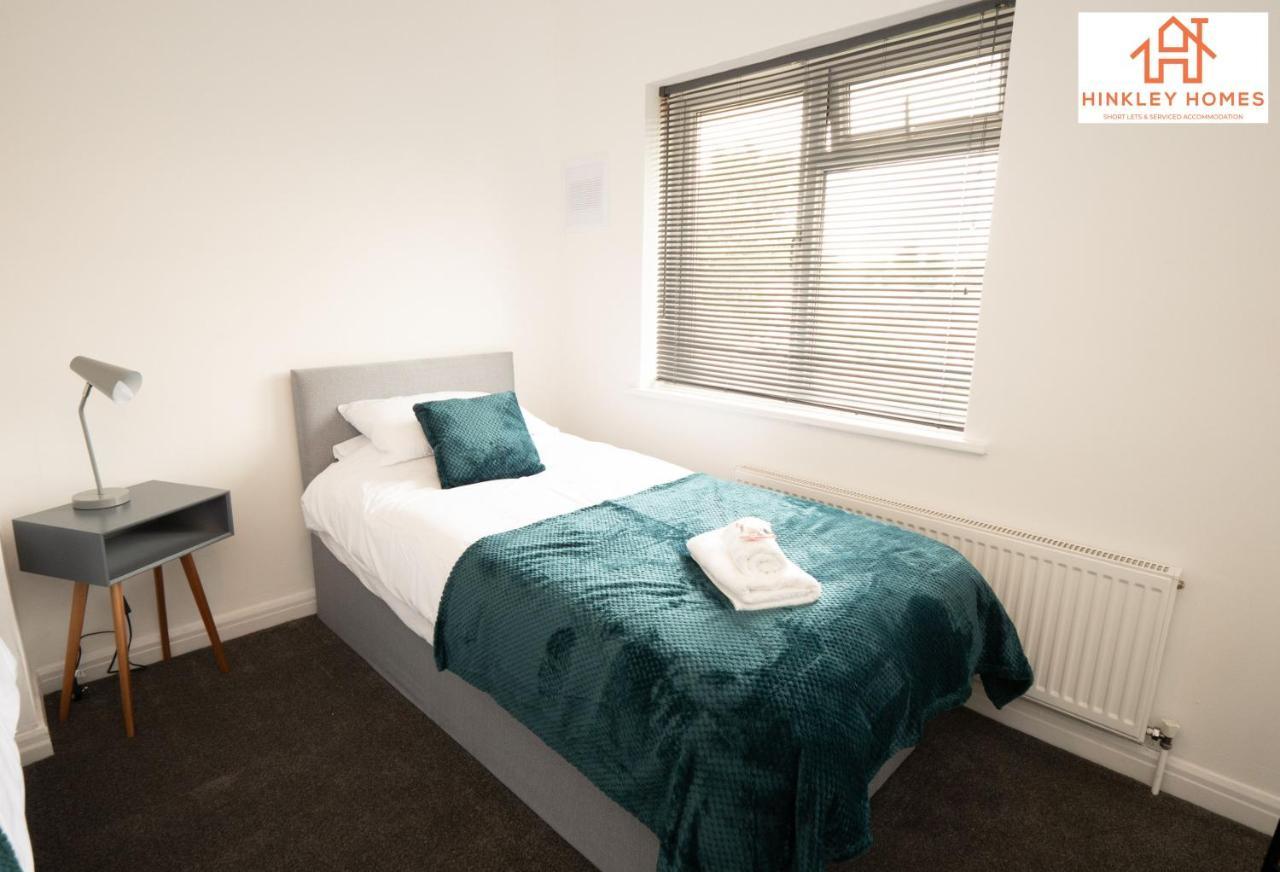 Lovely Refurbished - Free Parking-wifi By Hinkley Homes Short Lets & Serviced * Birmingham