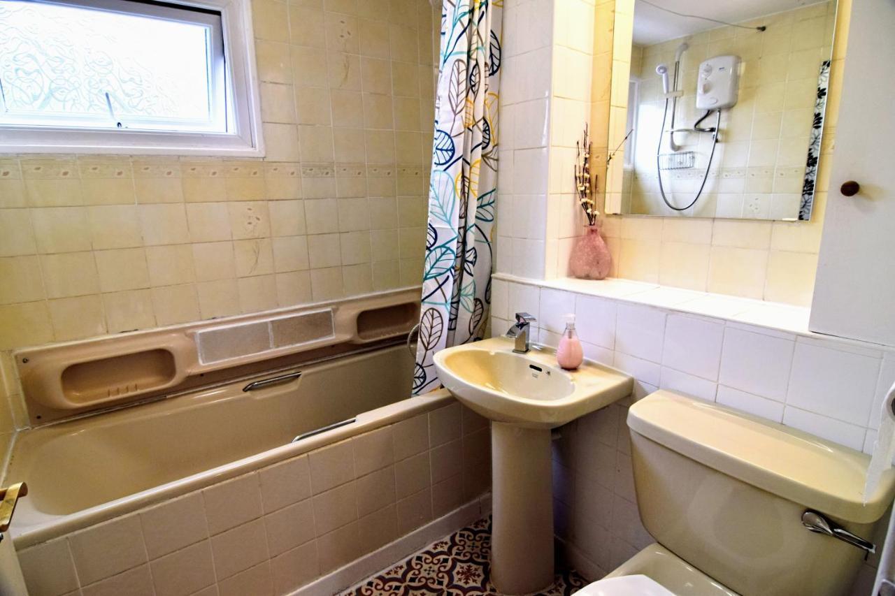Holiday home The Chinatown - Private Garden, Netflix, Bbq & Bar Birmingham