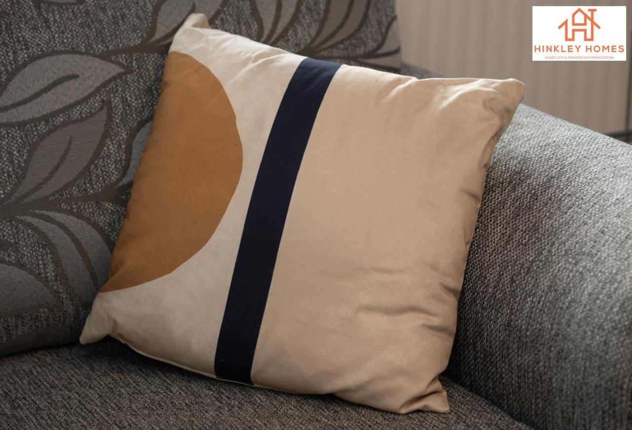 Apartment Lovely Refurbished - Free Parking-wifi By Hinkley Homes Short Lets & Serviced
