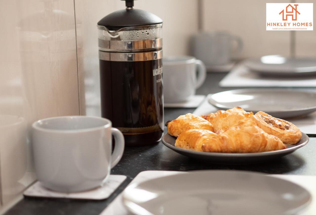 Lovely Refurbished - Free Parking-wifi By Hinkley Homes Short Lets & Serviced Apartment Birmingham