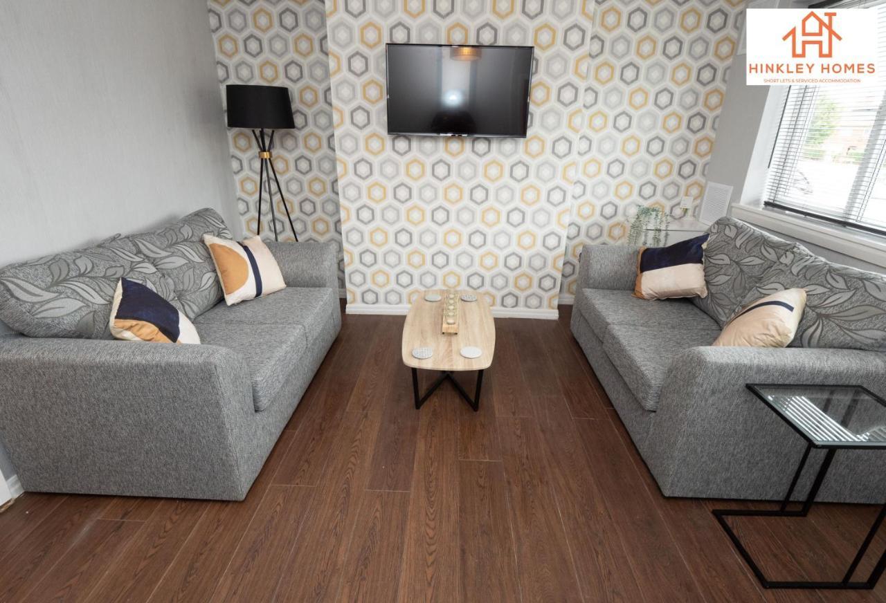 Lovely Refurbished - Free Parking-wifi By Hinkley Homes Short Lets & Serviced Apartment *