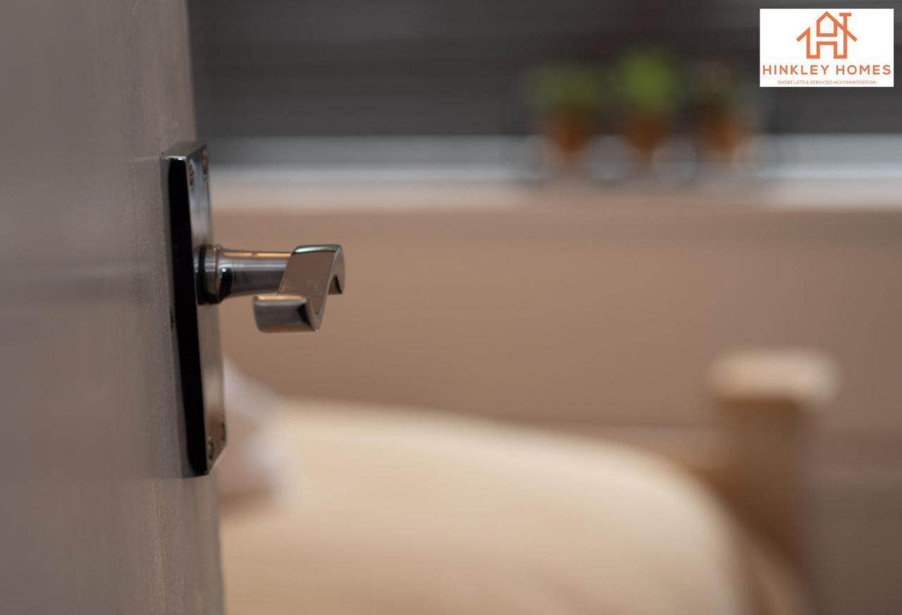 Lovely Refurbished - Free Parking-wifi By Hinkley Homes Short Lets & Serviced