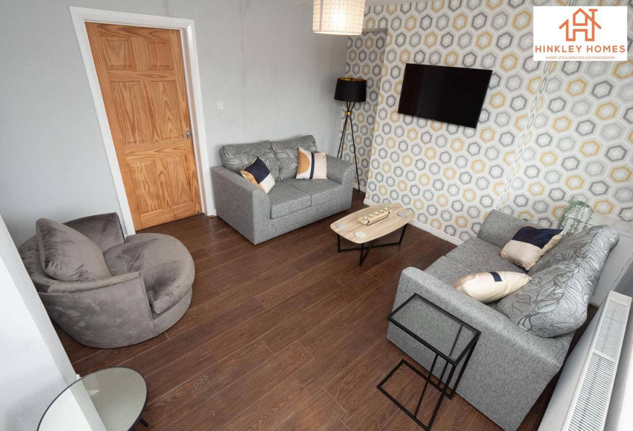 Lovely Refurbished - Free Parking-wifi By Hinkley Homes Short Lets & Serviced Apartment *