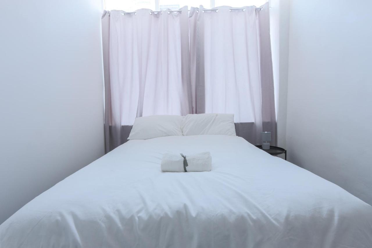 Cosy 3-bed Property In Moseley Village Holiday home *