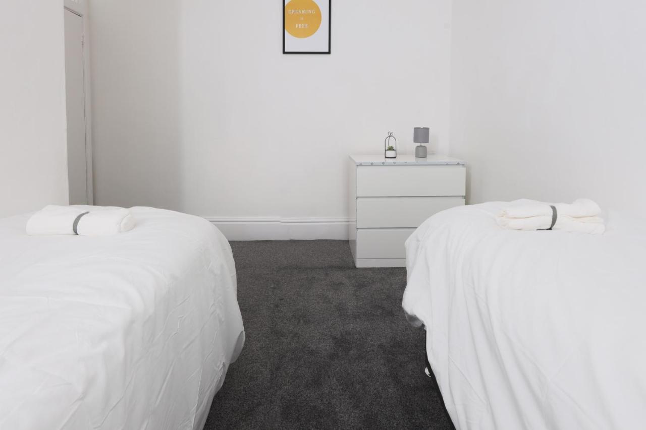 Cosy 3-bed Property In Moseley Village Holiday home Birmingham